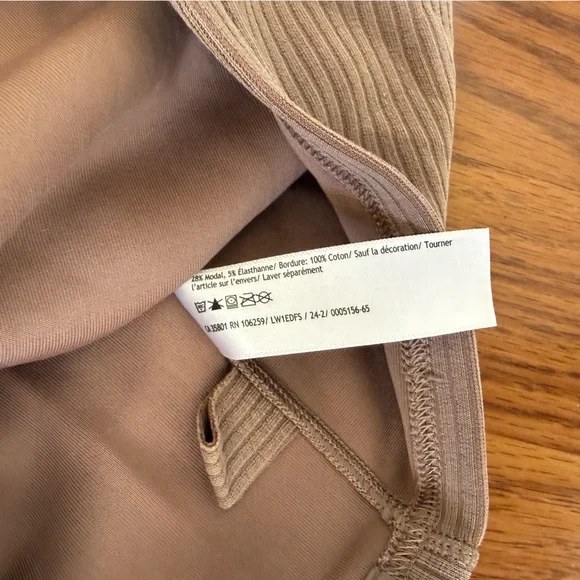 Lululemon Ribbed Softstreme Cropped Tank Top in Taupetastic NWOT Size 12 - Picture 12 of 12